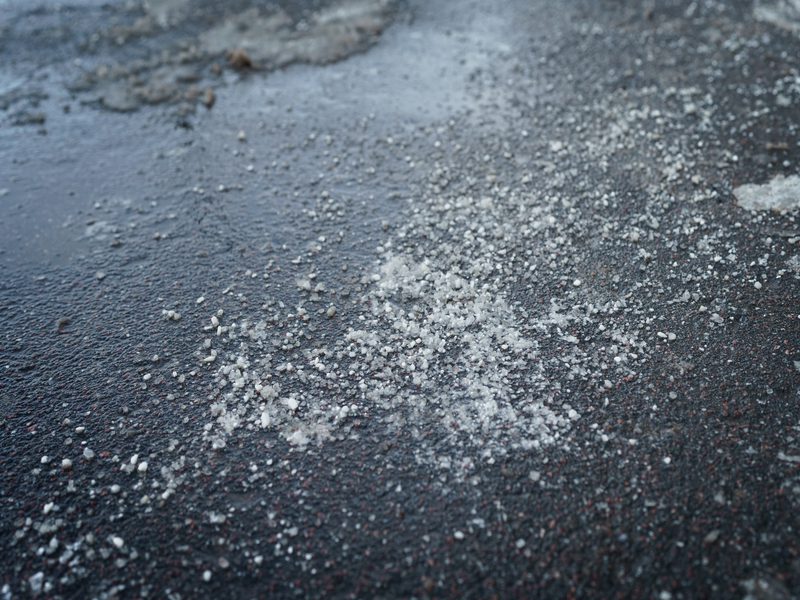 Read more about the article What About Winter Pavement Sweeping and Cleaning?
